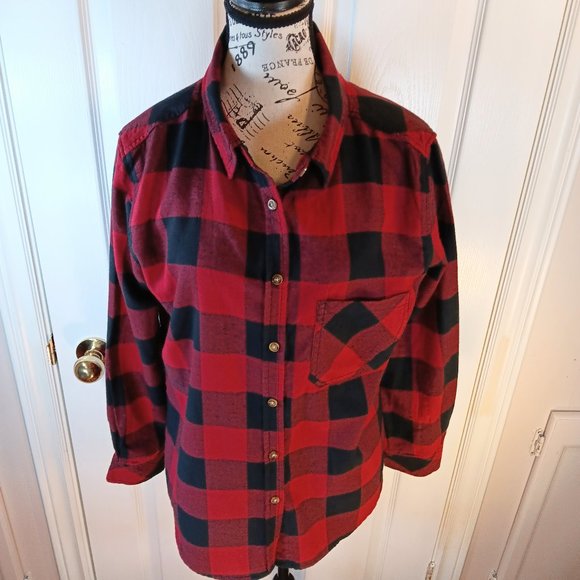 Urban Heritage Red Black Buffalo Plaid Button Down Flannel Shirt Women's Size M - Picture 1 of 13